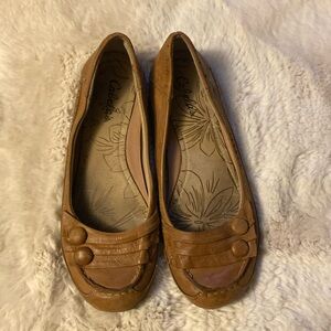 CABELA’S Brand Tan Leather Flats size 9 medium